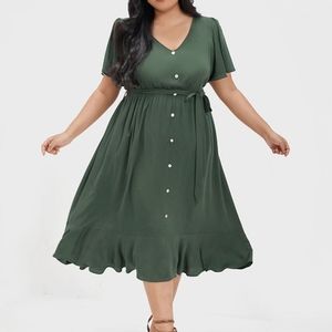 BLOOMCHIC Solid V Neck Ruffled Pocket Button Belted Midi Dress Green Size 10